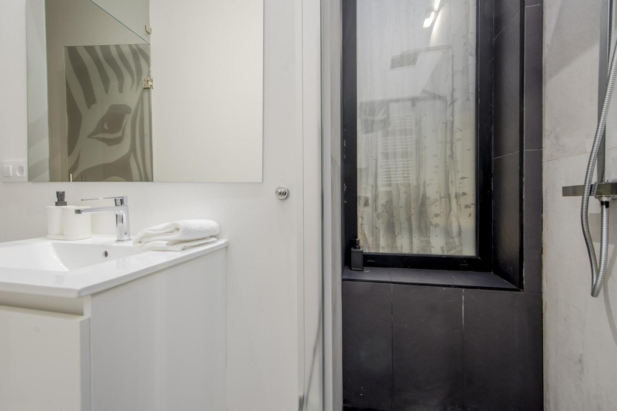 Apt Con Estilo - 5Pax En Zona Tirso-Centro E1 Madrid Kültér fotó